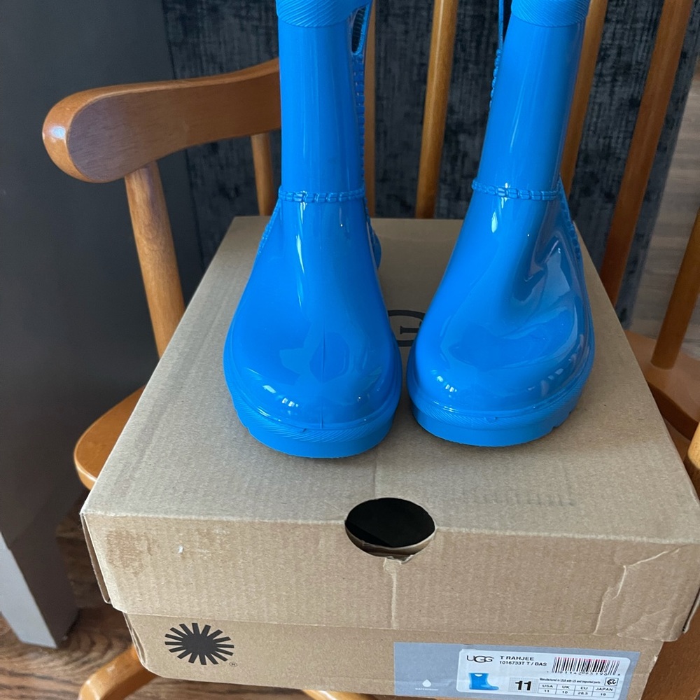 UGG Toddler Rahjee Size 11 Rain Boots ☔️